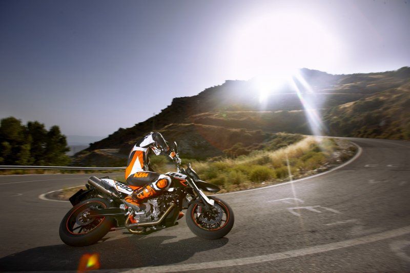 Louez une moto pour les vacances  dans les Alpes à Manosque